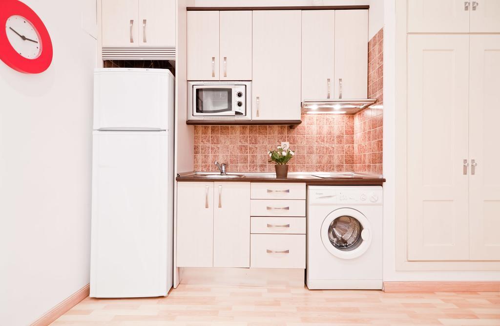 Apartamentos Puerta Del Sol I Мадрид Номер фото